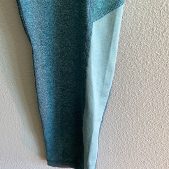 Heather Green Workout Pants w/Pockets Aeropostale - Picture 2 of 4